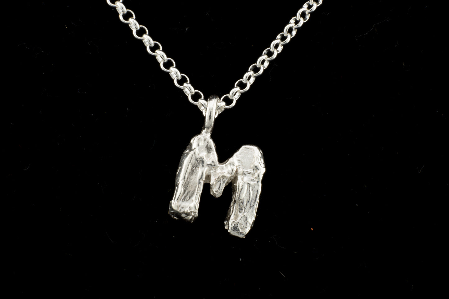 Colgante M