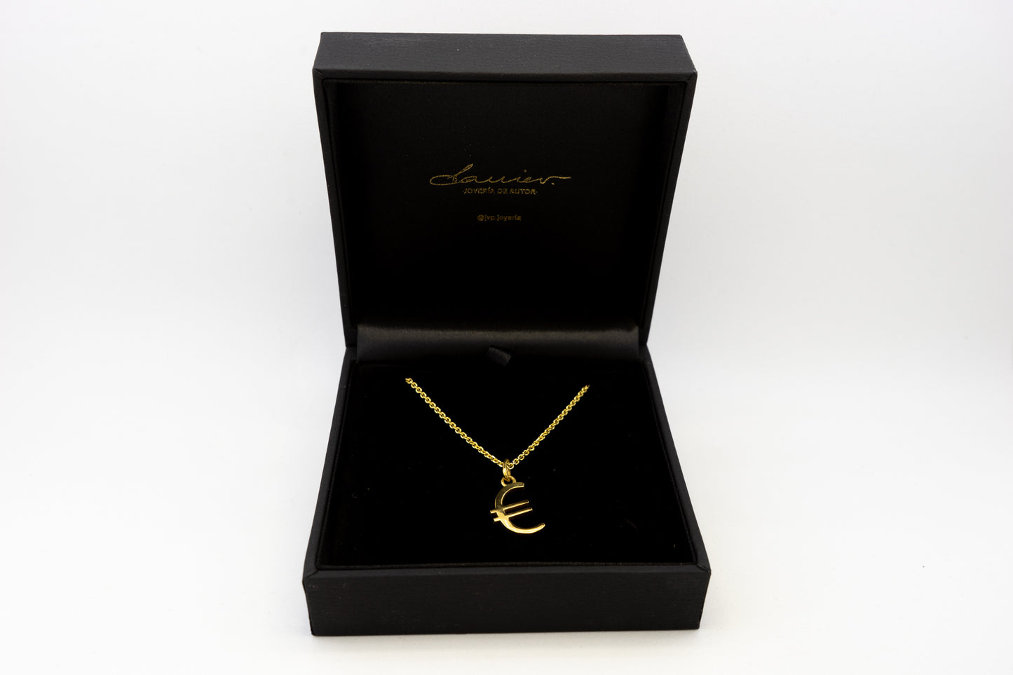 Collar €URO
